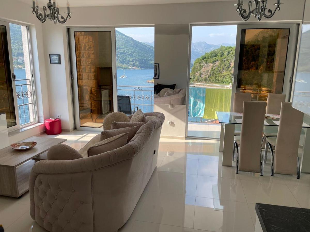 Apartment Galina Tivat Ngoại thất bức ảnh